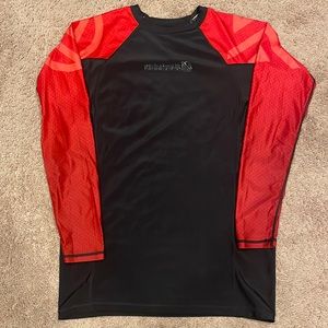 Sanabul rash guard.